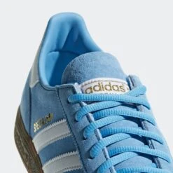 Adidas Originals Handball Spezial (Light Blue/Cloud White/Gum 5) -Streetwear Store adidas originals handball spezial light blue cloud white gum 5 bd7632 0005 5