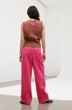 GANNI Loose Fit Mid Waist Pleated Pants (Carmine Pink) -Streetwear Store ganni loose fit mid waist pleated pants carmine pink f6910 2