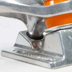 Independent Stage 11 149 Mid Skateboard Truck (Raw) -Streetwear Store independent stage 11 mid skateboard truck raw detail 2