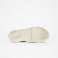 Juniors' Véja V-10 Velcro CWL (White/Black) -Streetwear Store juniors veja v 10 velcro cwl white black cxv072565j 1