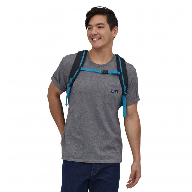 Patagonia Refugio Day 26L Backpack (Pitch Blue) 4 Patagonia Refugio Day 26L Backpack (Pitch Blue) - Image 2