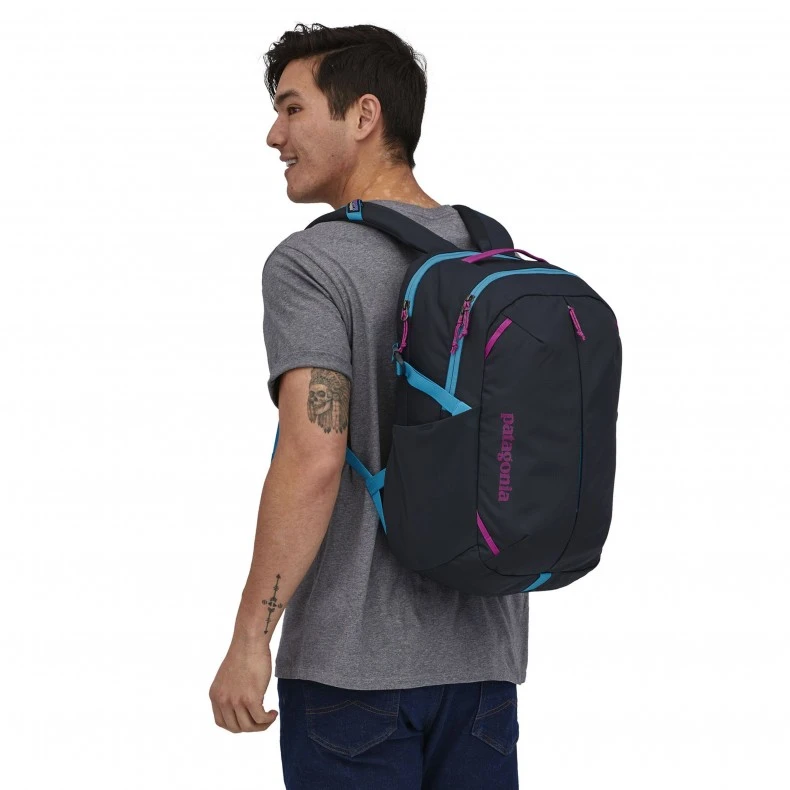 Patagonia Refugio Day 26L Backpack (Pitch Blue) 5 Patagonia Refugio Day 26L Backpack (Pitch Blue) - Image 3