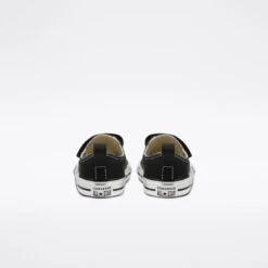 Toddlers' Converse Chuck Taylor All Star 2V Ox (Black) 11 Toddlers' Converse Chuck Taylor All Star 2V Ox (Black) -Streetwear Store toddlers converse chuck taylor all star 2v ox black 7v603c 0004 4