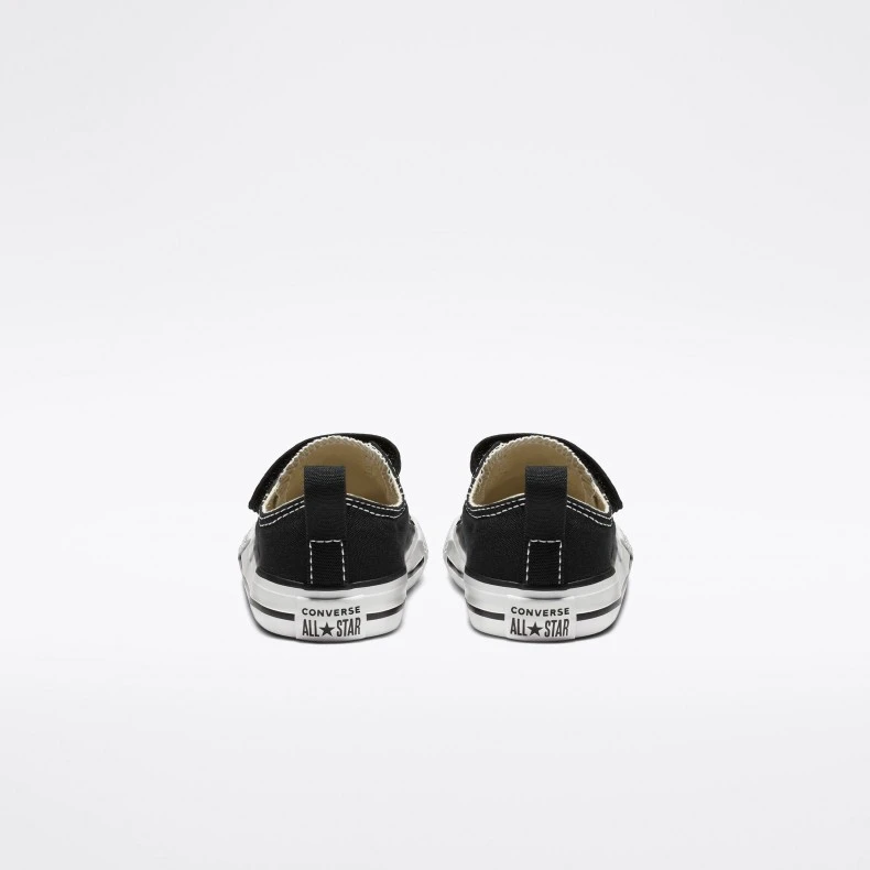 Toddlers' Converse Chuck Taylor All Star 2V Ox (Black) 7 Toddlers' Converse Chuck Taylor All Star 2V Ox (Black) - Image 5