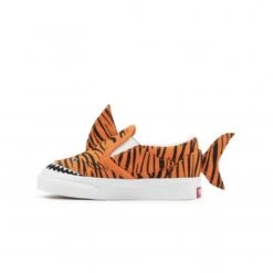 Toddlers' Vans Slip-On Velcro 'Tiger Shark' (Orange Tiger/True White) -Streetwear Store toddlers vans slip on velcro tiger shark orange tiger true white vn0a7q4z8cf1 0002 2