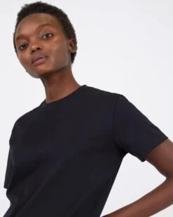 Women's Sunspel Boy Fit T-Shirt (Black) 9 Women's Sunspel Boy Fit T-Shirt (Black) -Streetwear Store women s sunspel boy fit t shirt black wtsh0087s bkaa 3