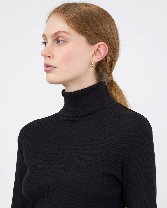 Women's Sunspel High Neck Long Sleeve T-Shirt (Black) 6 Women's Sunspel High Neck Long Sleeve T-Shirt (Black) - Image 4